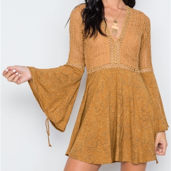LAST 1! SIZE SMALL! TAN CROCHET BELL SLEEVES BOHO DRESS - Picture 5 of 8